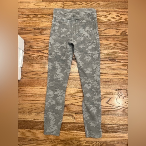 Spanx Womens Camo Jeggings Size S Pull On Slim Fit - Picture 1 of 5